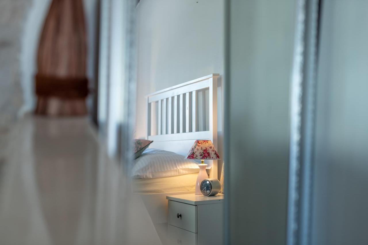 Apartment Ana โตรกีร์ ภายนอก รูปภาพ