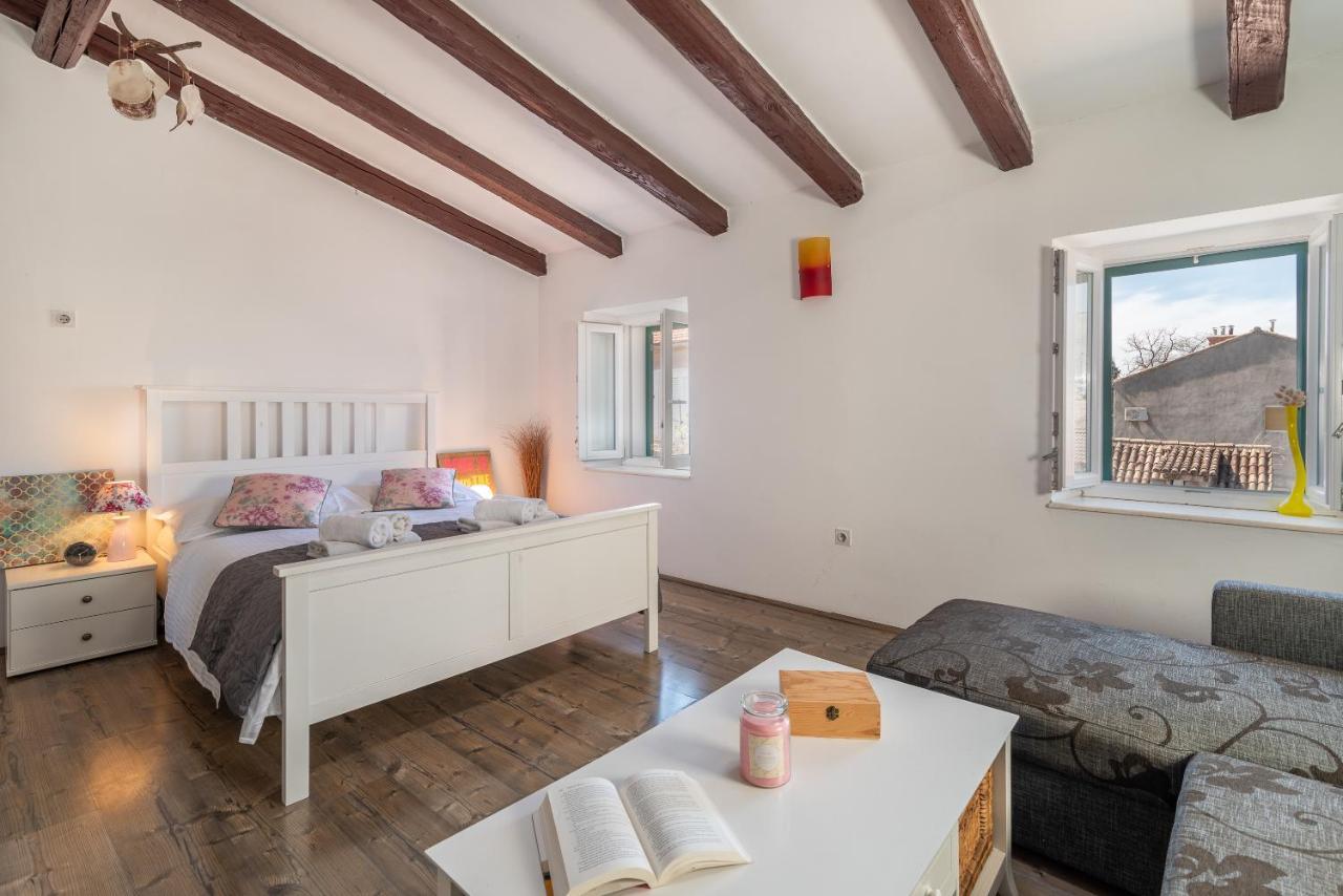 Apartment Ana โตรกีร์ ภายนอก รูปภาพ