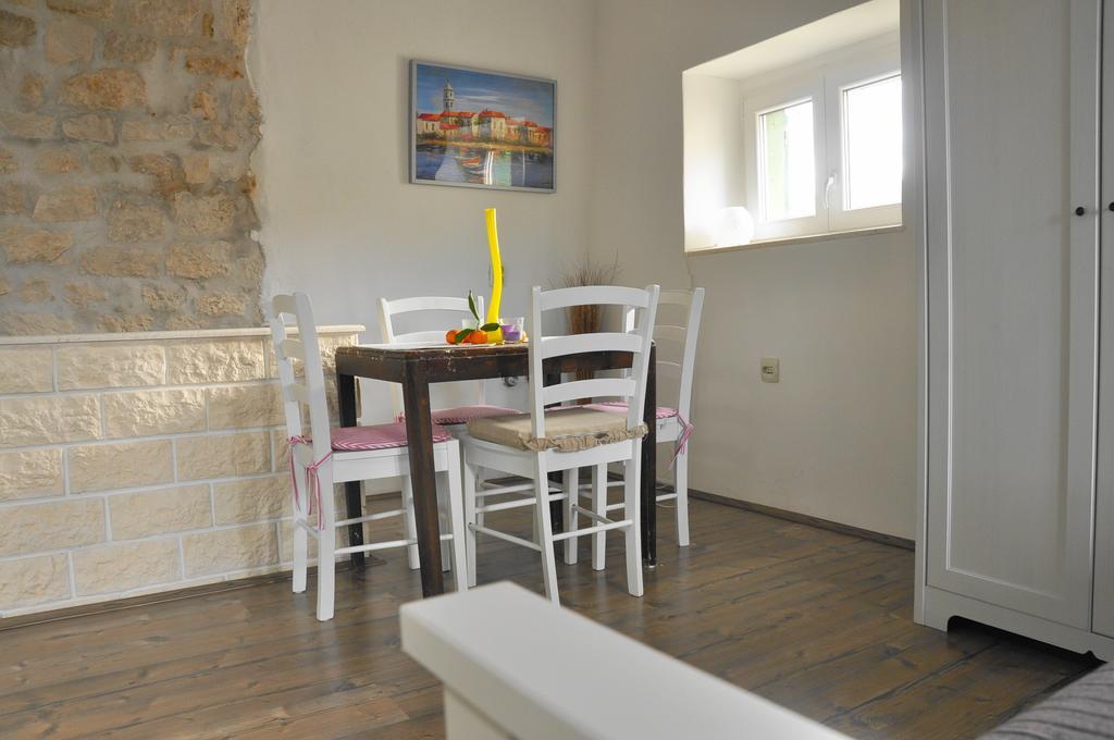 Apartment Ana โตรกีร์ ห้อง รูปภาพ